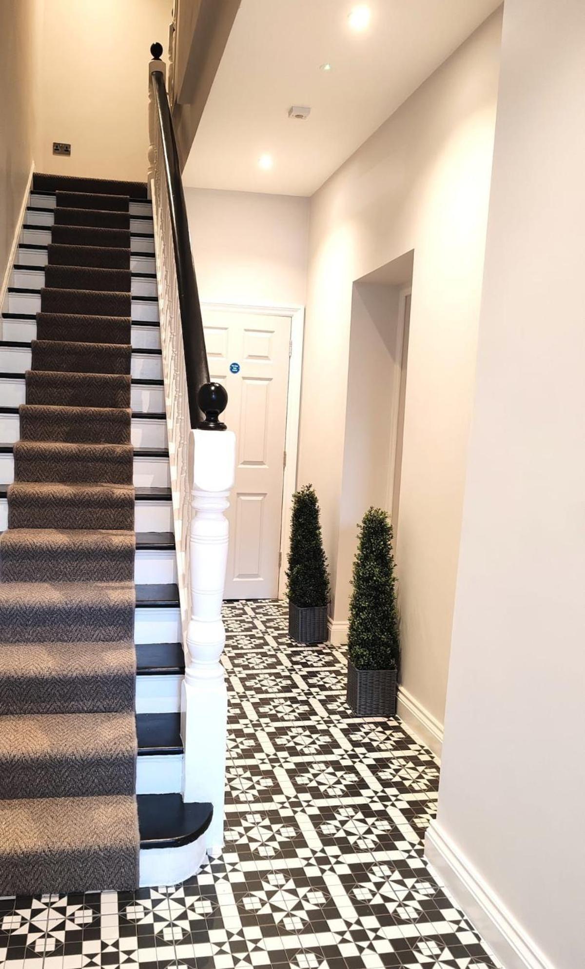 Stunning Modern Apartment Sleeps 4 - 6 Min Walk From Golden Beaches-Free Parking Борнмут Экстерьер фото